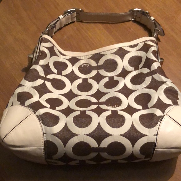Coach Handbags - Coach signature brown/cream hobo purse